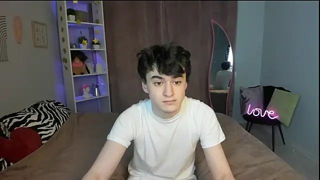 Snapshot of kevinhunter_ chatting on 20, 11, 2025 kevinhunter online show from 20, 11, 2025