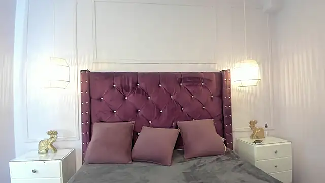 Snapshot of monserrat_cutte chatting on 23, 11, 2025 monserrat cutte online show from 23, 11, 2025