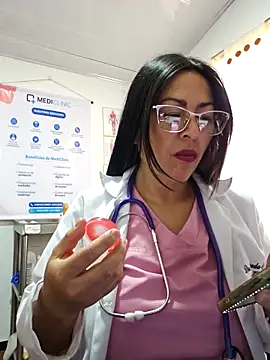 Snapshot of JustSamantha_ chatting on 2, 2, 2026 JustSamantha online show from 2, 2, 2026