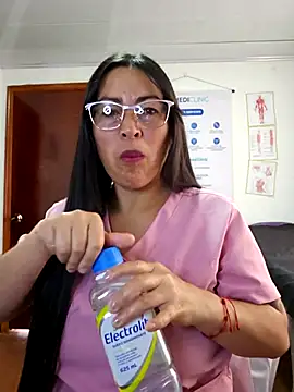 Snapshot of JustSamantha_ chatting on 14, 2, 2026 JustSamantha online show from 14, 2, 2026