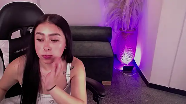 Snapshot of vallolett chatting on 20, 11, 2025 vallolett online show from 20, 11, 2025