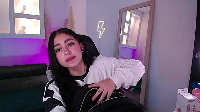 Snapshot of vallolett chatting on 25, 3, 2026 vallolett online show from 25, 3, 2026