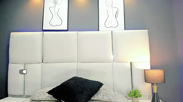 Snapshot of RenataAcosta chatting on 28, 11, 2025 RenataAcosta online show from 28, 11, 2025