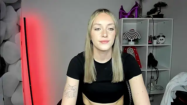 EvelynBlond online show from 16, 2, 2026