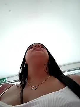 Layla-daring online show from 23, 2, 2026