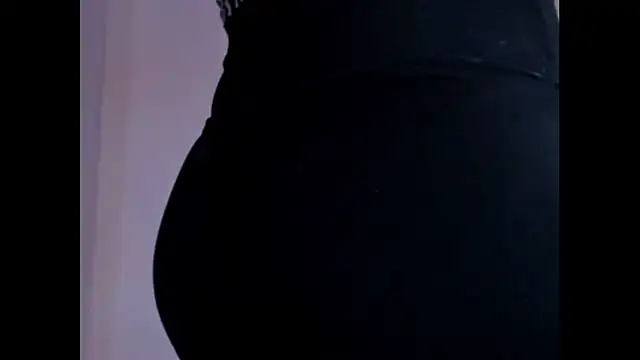 Little  Danni1 online show from 23, 12, 2025