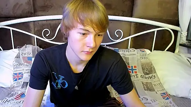 Snapshot of DonaldWoon chatting on 21, 11, 2025 DonaldWoon online show from 21, 11, 2025