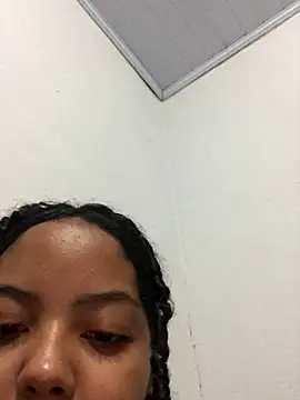 Snapshot of aninhanifeta2 chatting on 25, 11, 2025 aninhanifeta2 online show from 25, 11, 2025