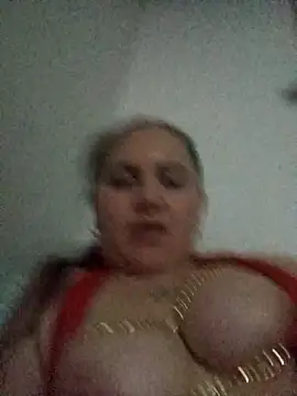 Snapshot of tiffanystorms- chatting on 24, 11, 2025 tiffanystorms- online show from 24, 11, 2025