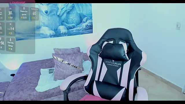 Mia King  online show from 4, 12, 2025