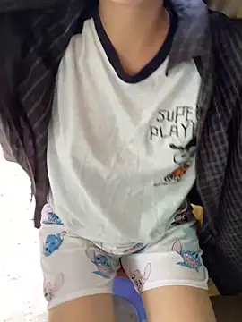 Snapshot of XndSeraphina chatting on 11, 4, 2026 XndSeraphina online show from 11, 4, 2026