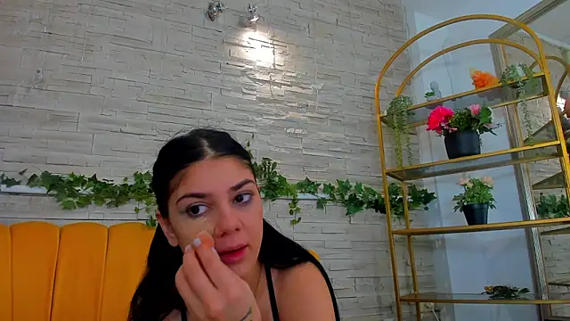 SerennaNoir online show from 22, 12, 2025