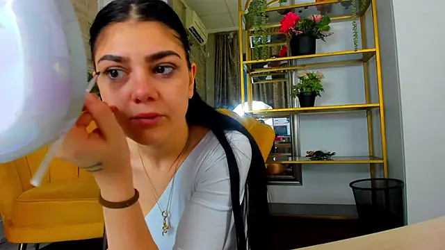 SerennaNoir online show from 7, 1, 2026