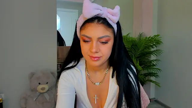 SerennaNoir online show from 3, 2, 2026