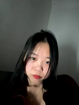 Snapshot of Kiee-lee chatting on 24, 11, 2025 Kiee-lee online show from 24, 11, 2025