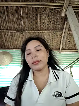 Snapshot of akura-03 chatting on 5, 12, 2025 akura-03 online show from 5, 12, 2025