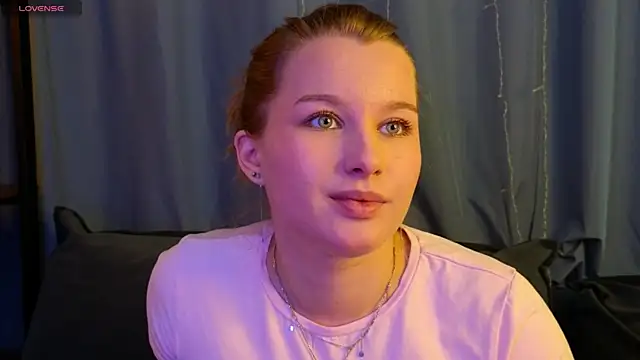 Snapshot of ImiMonroe chatting on 29, 4, 2026 ImiMonroe online show from 29, 4, 2026