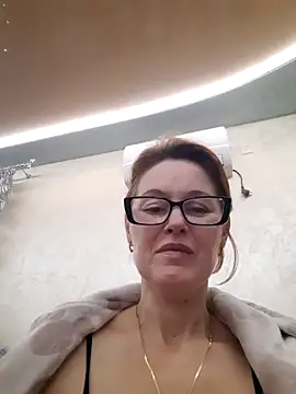 Snapshot of LanaOlbenst chatting on 14, 12, 2025 LanaOlbenst online show from 14, 12, 2025