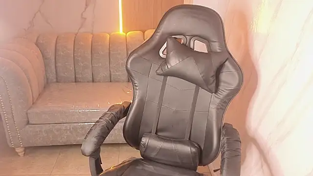 Snapshot of violeta_tf chatting on 13, 2, 2026 violeta tf online show from 13, 2, 2026