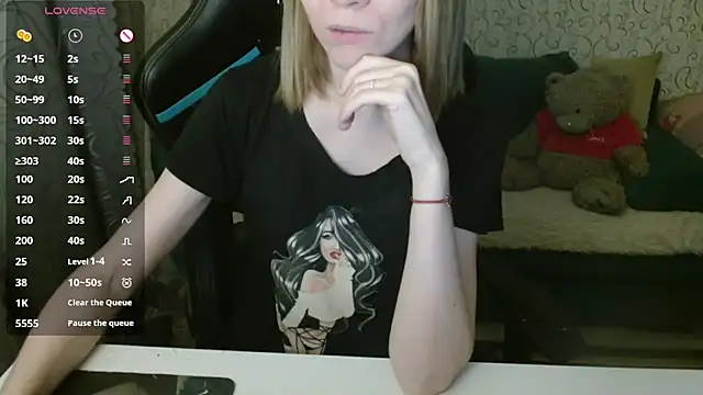 Snapshot of __Katherine___ chatting on 30, 11, 2025 Katherine online show from 30, 11, 2025