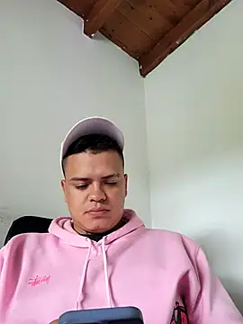 Snapshot of Teo_Vanegass chatting on 21, 11, 2025 Teo Vanegass online show from 21, 11, 2025