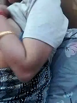 Snapshot of Priya_Sharma04 chatting on 25, 3, 2026 Priya Sharma04 online show from 25, 3, 2026