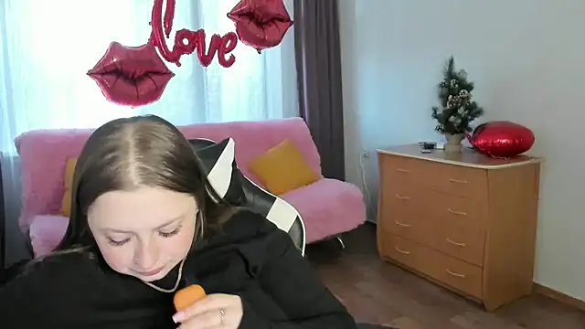 Snapshot of GirlPlayer chatting on 9, 4, 2026 GirlPlayer online show from 9, 4, 2026