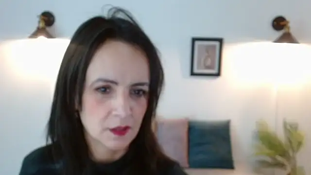 Snapshot of Juliana__lx chatting on 7, 4, 2026 Juliana lx online show from 7, 4, 2026