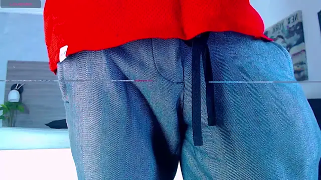 Hot Latino x online show from 5, 2, 2026