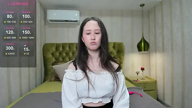 Snapshot of MonicaSway chatting on 28, 11, 2025 MonicaSway online show from 28, 11, 2025