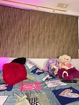 Hayley-Fox online show from 8, 3, 2026