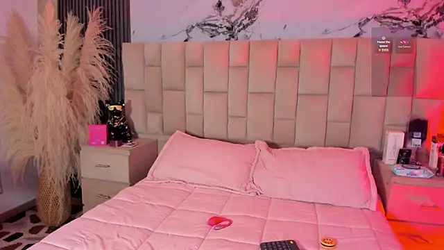 Snapshot of RenataMason chatting on 20, 4, 2026 RenataMason online show from 20, 4, 2026