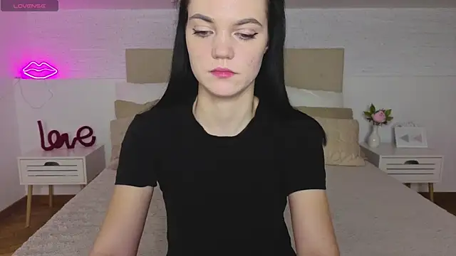 Snapshot of Camila_777_ chatting on 23, 11, 2025 Camila 777 online show from 23, 11, 2025