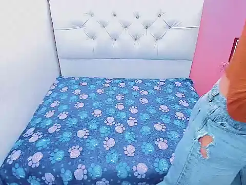 Snapshot of xwetdreamsx chatting on 7, 4, 2026 xwetdreamsx online show from 7, 4, 2026