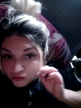 CharleyCream online show from 17, 12, 2025