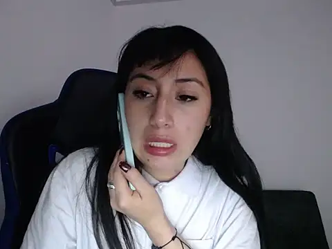 Snapshot of luisa_homes chatting on 14, 12, 2025 luisa homes online show from 14, 12, 2025