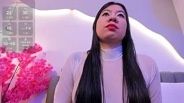 Snapshot of lunaa_hart chatting on 15, 4, 2026 lunaa hart online show from 15, 4, 2026