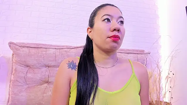 Snapshot of lunaa_hart chatting on 30, 4, 2026 lunaa hart online show from 30, 4, 2026