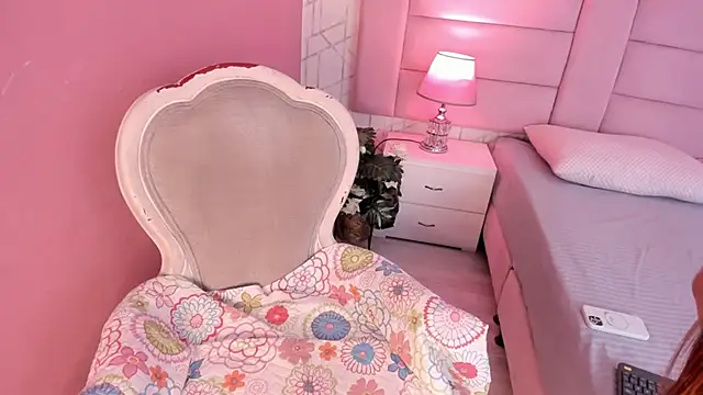 VictoriaLasse online show from 4, 4, 2026