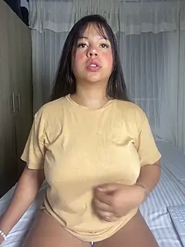 Snapshot of katthyasmitth chatting on 17, 3, 2026 katthyasmitth online show from 17, 3, 2026