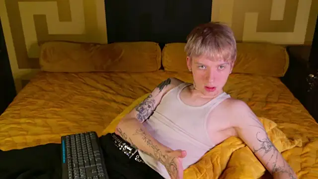 Snapshot of TRAVIS_CLAS chatting on 30, 11, 2025 TRAVIS CLAS online show from 30, 11, 2025