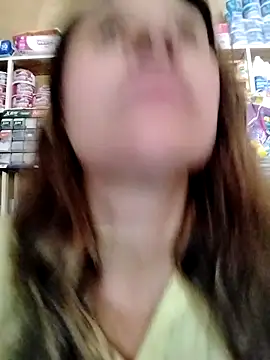 MIA-LARIOS online show from 25, 3, 2026