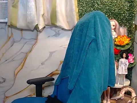 imadriana12 online show from 5, 12, 2025