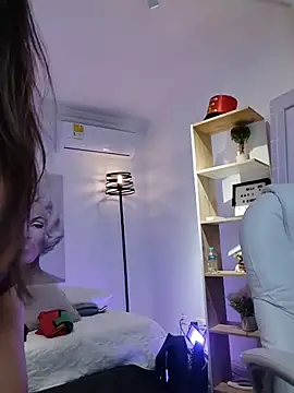 Lia Honeymind   online show from 25, 11, 2025