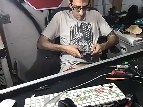 SinlessFreedom7 online show from 16, 2, 2026