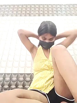 Lovely--girl online show from 8, 5, 2026