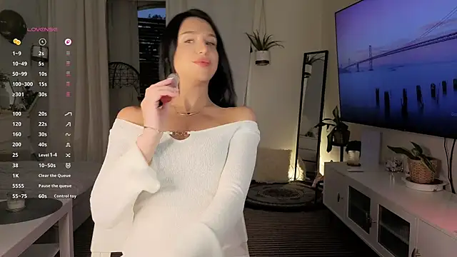 Snapshot of ShyColette chatting on 13, 4, 2026 ShyColette online show from 13, 4, 2026