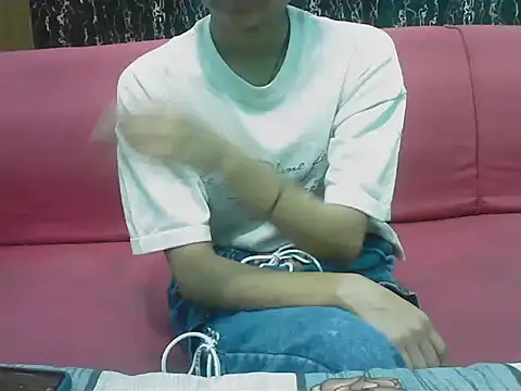 hello baby01 online show from 11, 4, 2026