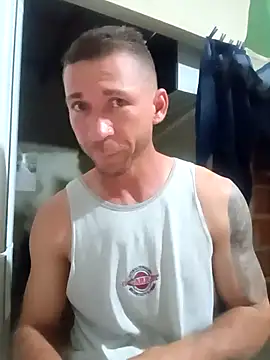 Snapshot of RobertoLuiz84 chatting on 6, 2, 2026 RobertoLuiz84 online show from 6, 2, 2026