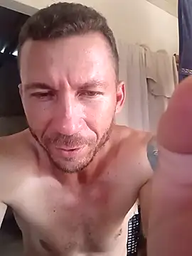 Snapshot of RobertoLuiz84 chatting on 14, 2, 2026 RobertoLuiz84 online show from 14, 2, 2026